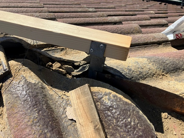 モニエル瓦　下地木材写真